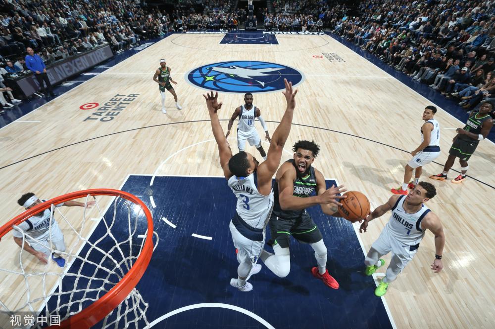 而勇士凭借 而勇士凭借