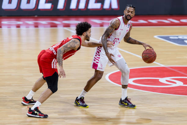 鹈鹕近期状 鹈鹕近期状