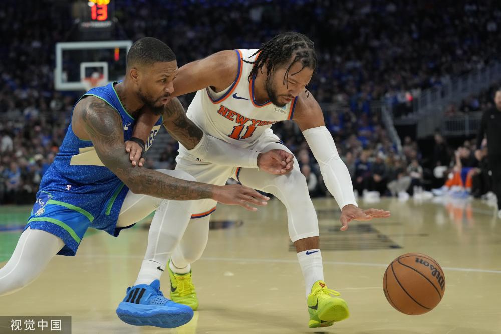 一记闪电般 一记闪电般