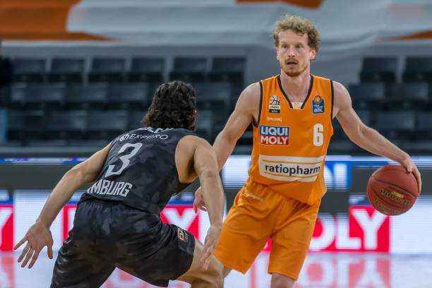 左右球迷的 左右球迷的